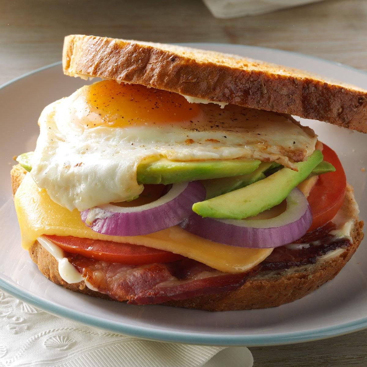 Bacon, Egg & Avocado Sandwiches - Easy Menu Planning