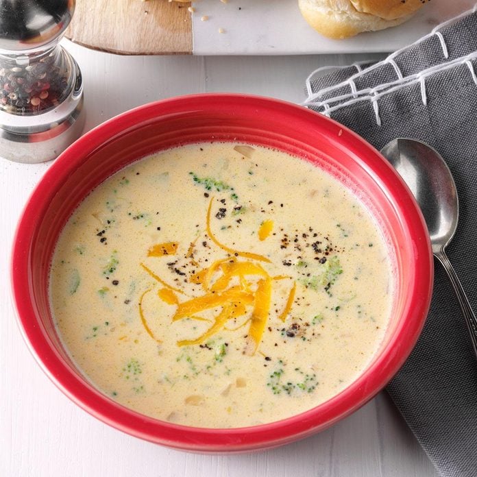 Slow-Cooker Cheesy Broccoli Soup