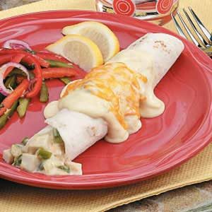 Turkey Enchiladas with Creamy Sauce