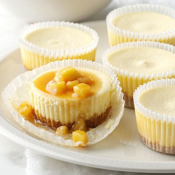 South Dakota: Easy Mini Caramel Apple Cheesecakes