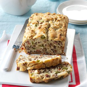 Louisiana Pecan Bacon Bread