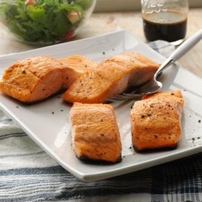 seared salmon with balsamic