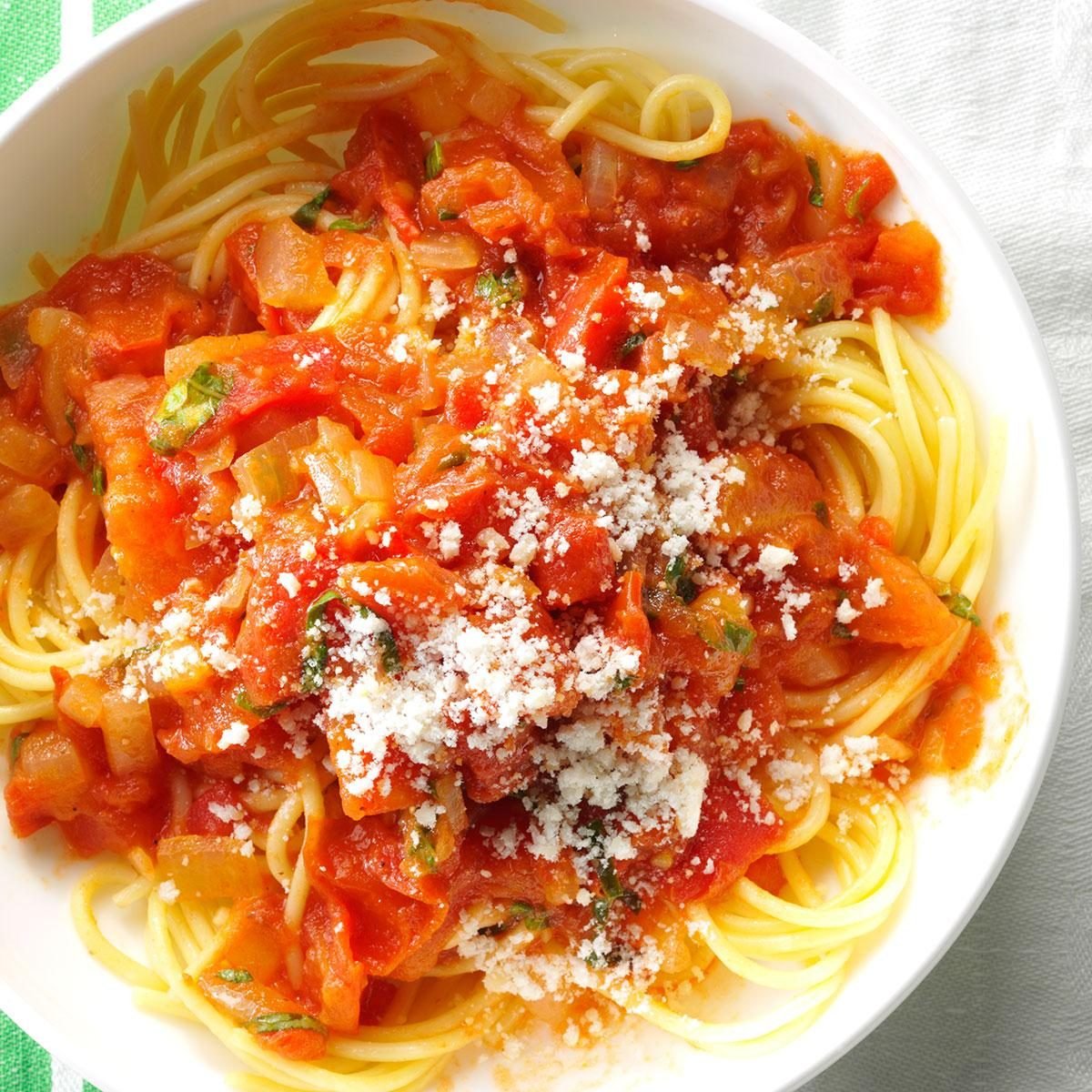Spaghetti with Fresh Tomato Sauce Recipe | Taste of Home