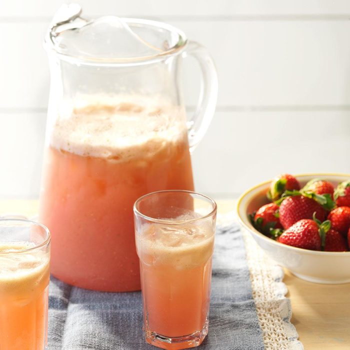Strawberry-Basil Refresher