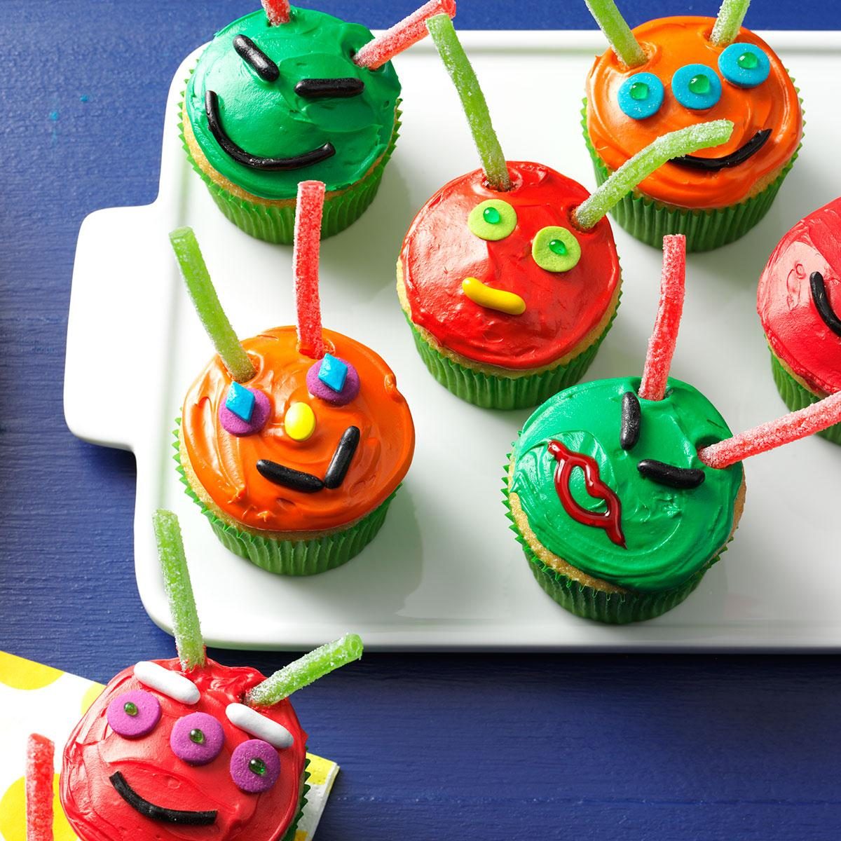 Out-Of-This-World Cupcakes