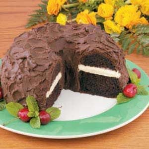 Chocolate Cake with Peanut Butter Filling