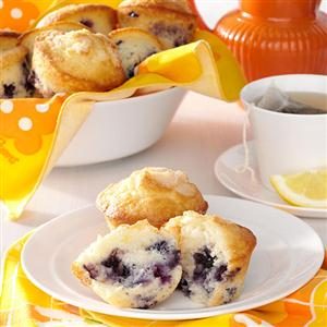 Sour Cream Blueberry Muffins