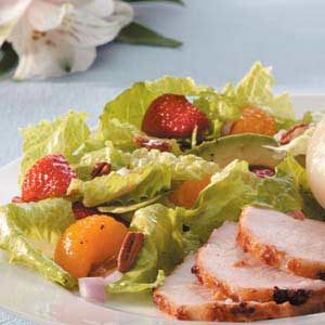 Strawberry Salad with Cinnamon Vinaigrette