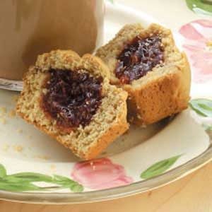 Peanut Butter ‘n’ Jelly Muffins