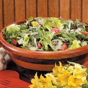 Mixed Green Salad Recipe: How to Make It