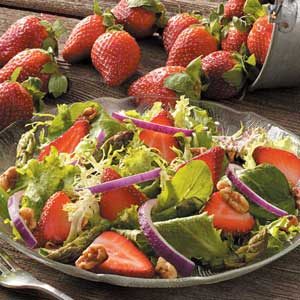 Asparagus Berry Salad