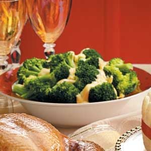 Broccoli with Cheese Sauce