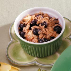 Pear Blueberry Crisps