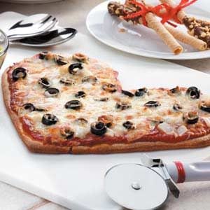 Be-My-Valentine Pizza