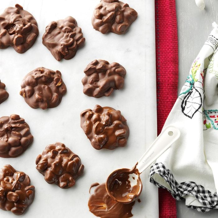 Chocolaty Peanut Clusters