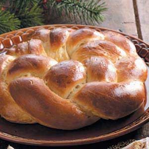 Braided Wreath Bread