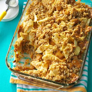 Contest-Winning Caramel Apple Crisp