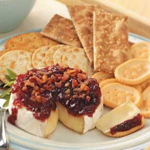 Chutney-Topped Brie