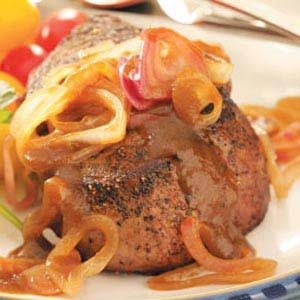 Steaks with Shallot Sauce Recipe: How to Make It