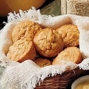Buttermilk Oatmeal Muffins