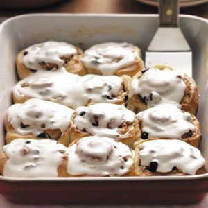 Pecan-Raisin Cinnamon Rolls