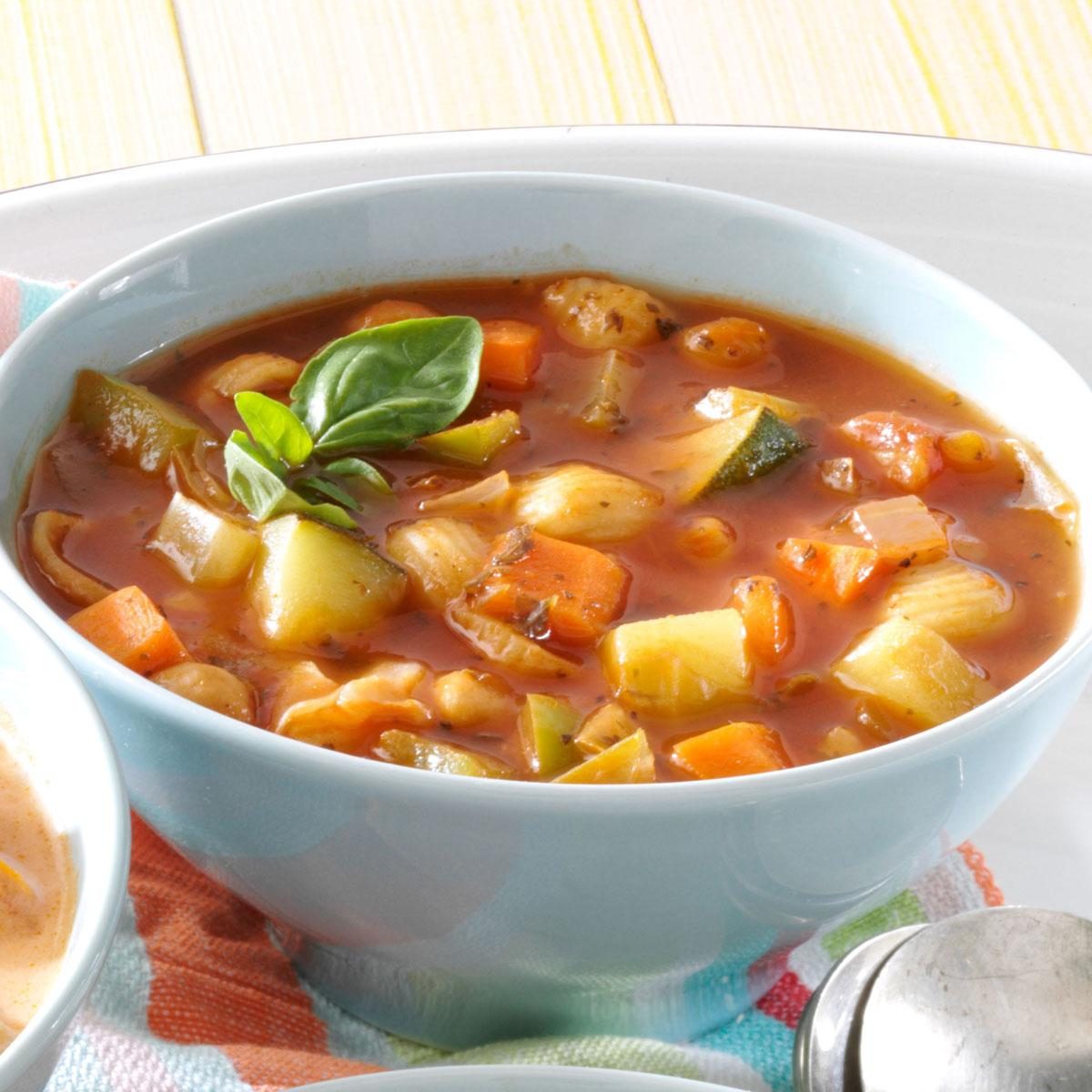 Hearty Meatless Minestrone