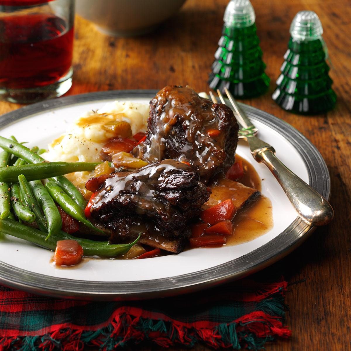 Braised Short Ribs with Gravy