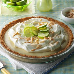 Marshmallow-Almond Key Lime Pie