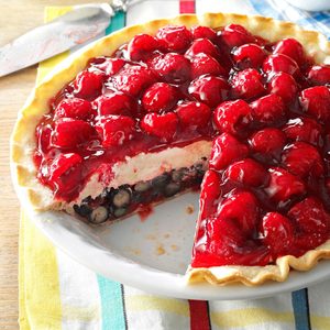 Red, White and Blue Berry Pie