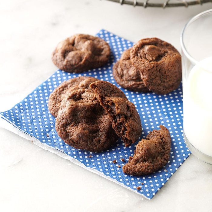 Chewy Chocolate Cookies