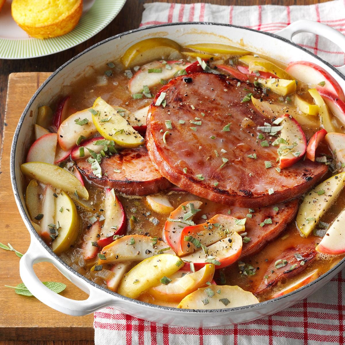 Apple-Topped Ham Steak