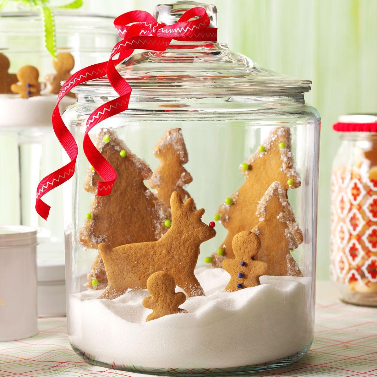 Gingerbread Snow Globe