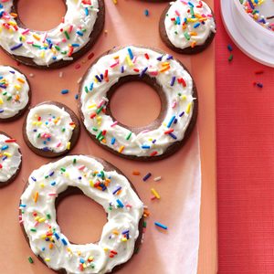 Spiced Molasses Doughnut Cookies