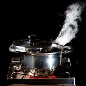  steam over cooking pot