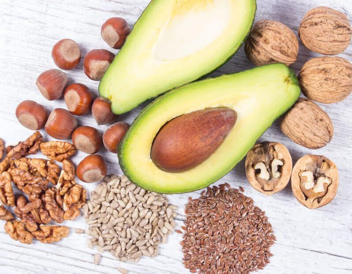 Sources of omega 3 fatty acids: flaxseeds, avocado, walnuts and sunflower