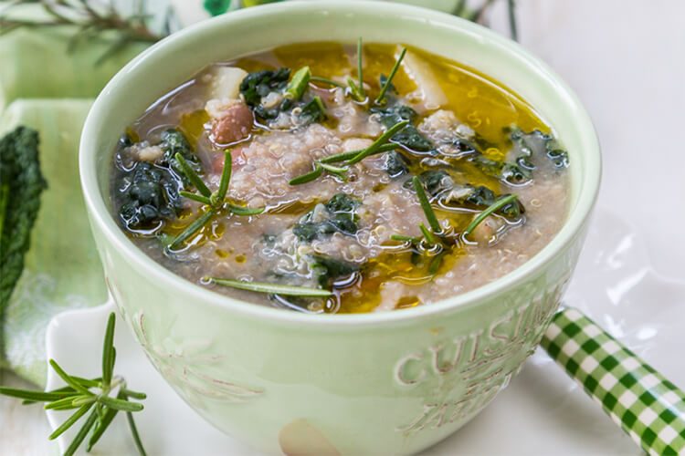 Kale and quinoa soup