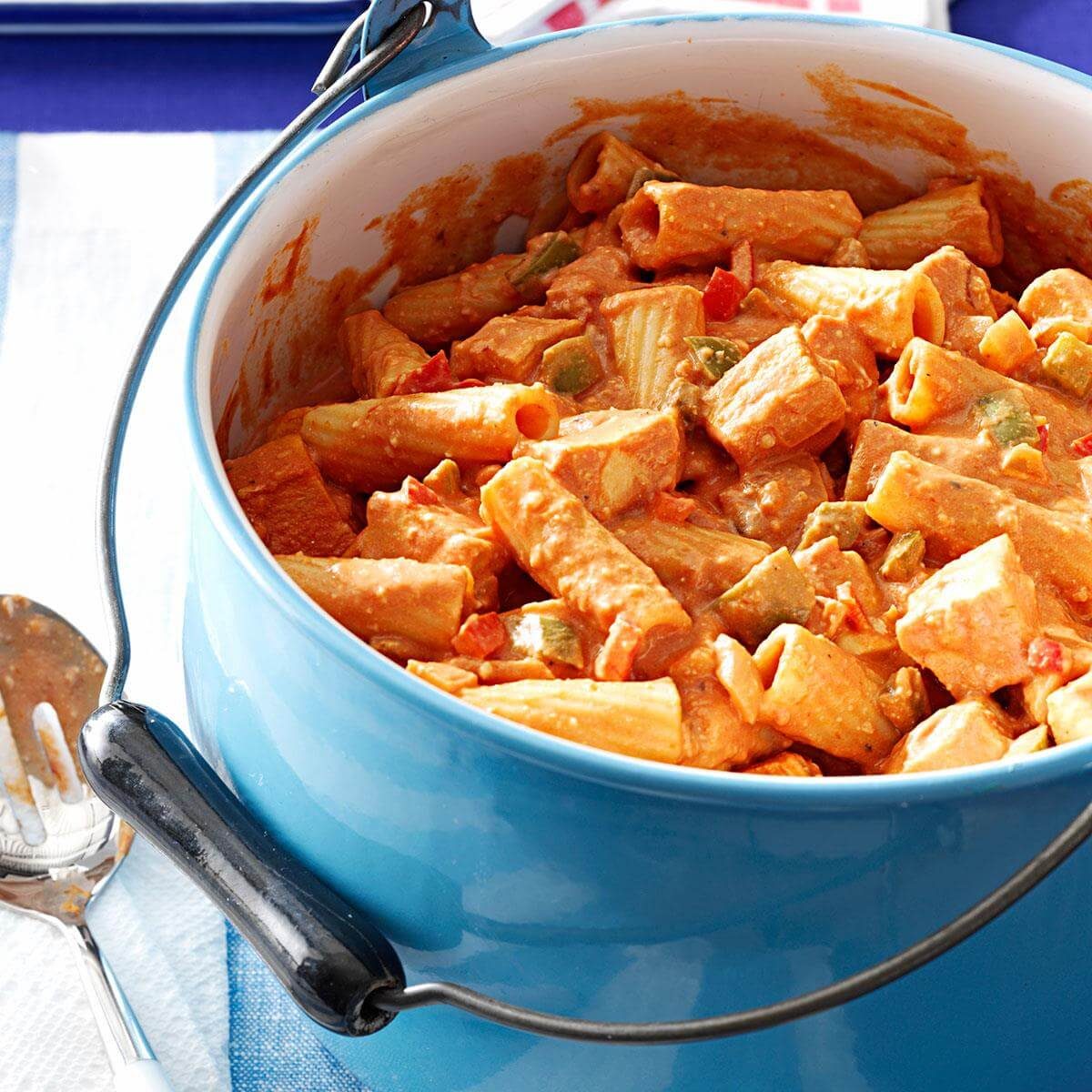 how to make chicken riggies with vodka sauce
