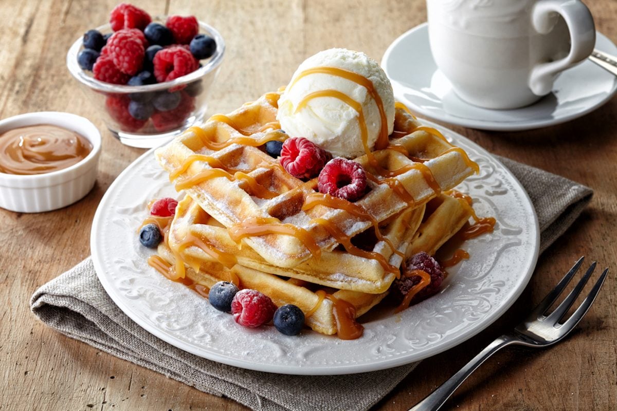 YUMMY WAFFLE ICE CREAM - Play Online for Free!