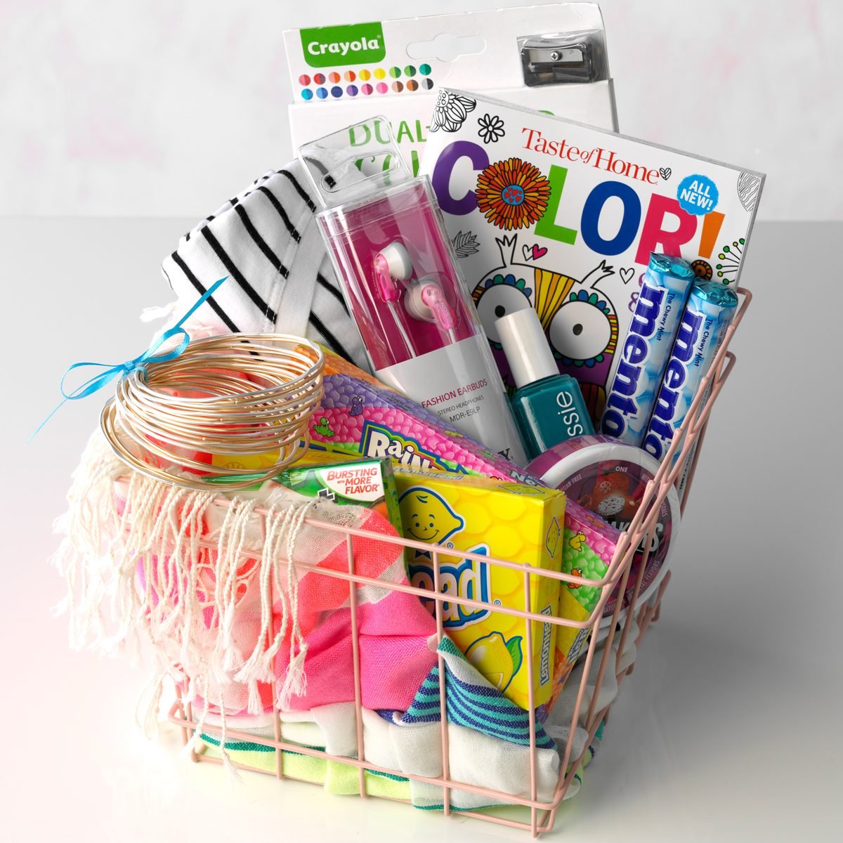 diy gift basket ideas for teenage girl