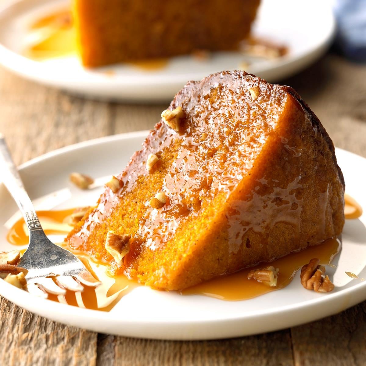 Caramel Pecan Pumpkin Cake