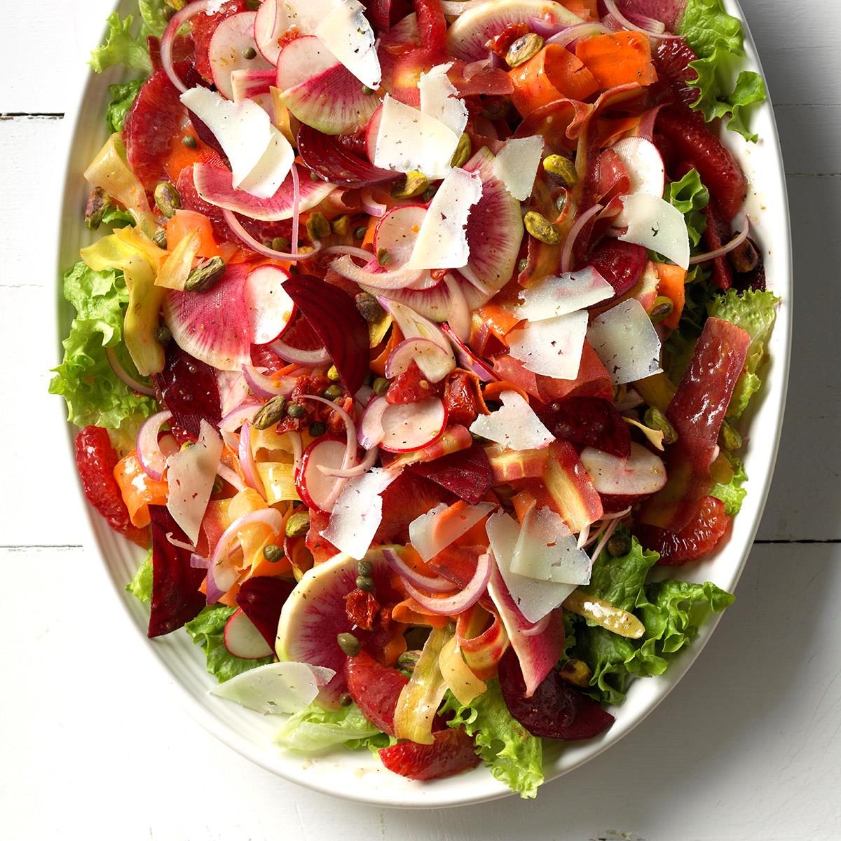 https://www.tasteofhome.com/wp-content/uploads/2018/05/Flamboyant-Flamenco-Summer-Salad_EXPS_THJJ18_208065_C01_30_3b-2.jpg