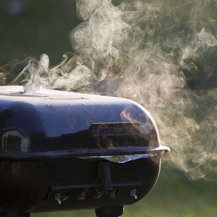 grilling safety Smoke from closed grill