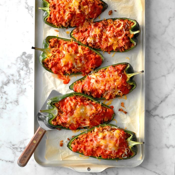 Easy Stuffed Poblanos Exps Sdas18 174773 D03 29  1b 4