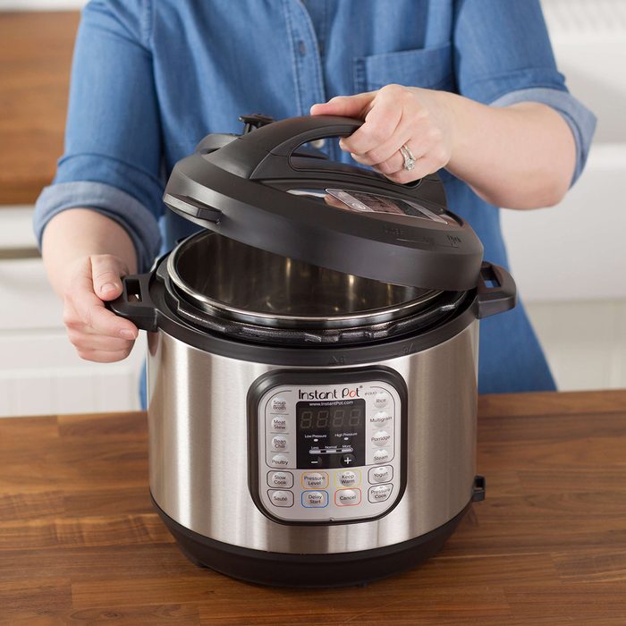 Like New Instant Pot Duo 6 quart - appliances - by owner - sale