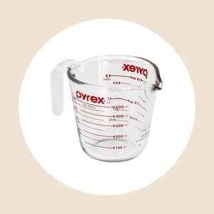 Pyrex Measuring Cup Ecomm