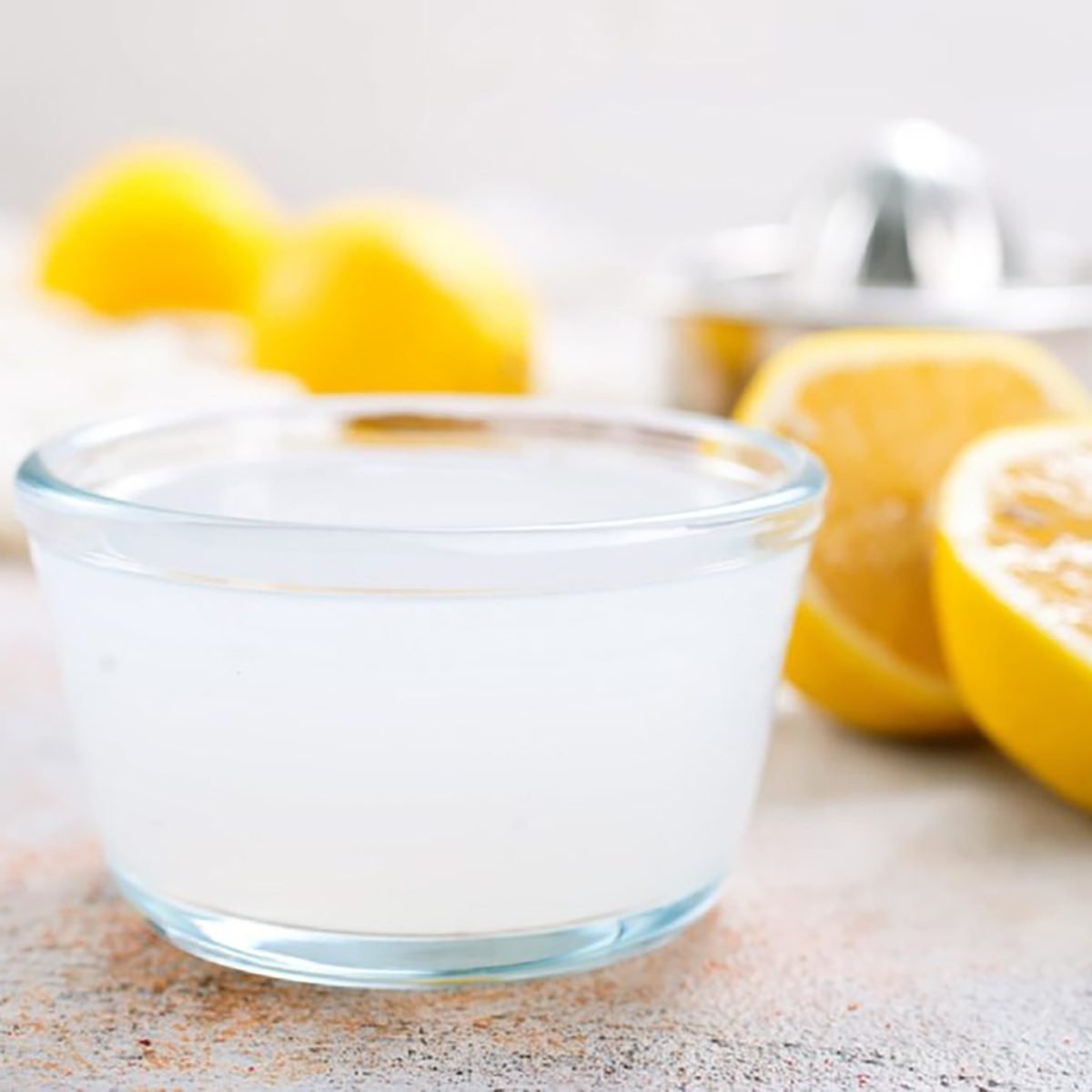 lemon juice, best natural cleaning products