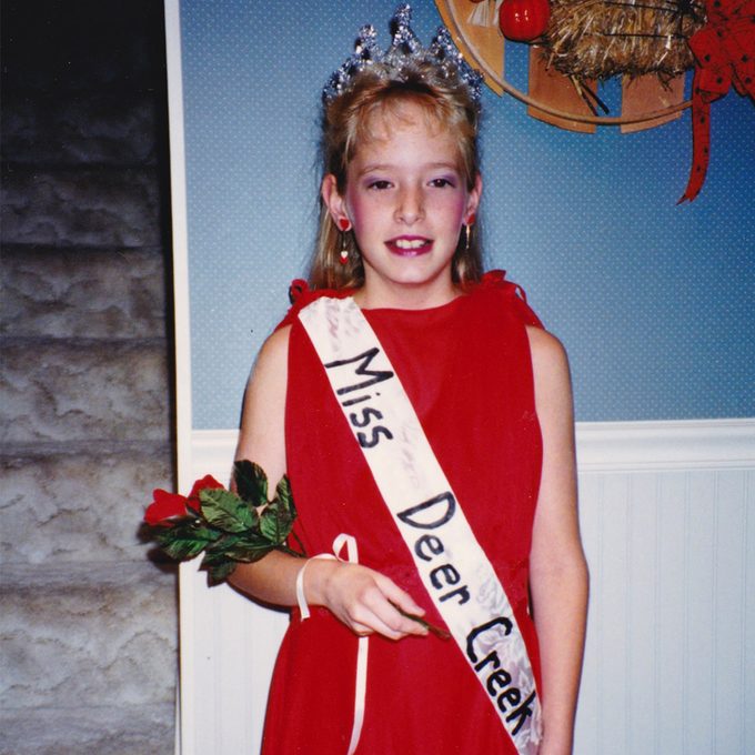 girl dressed as a beauty queen for Halloween costume