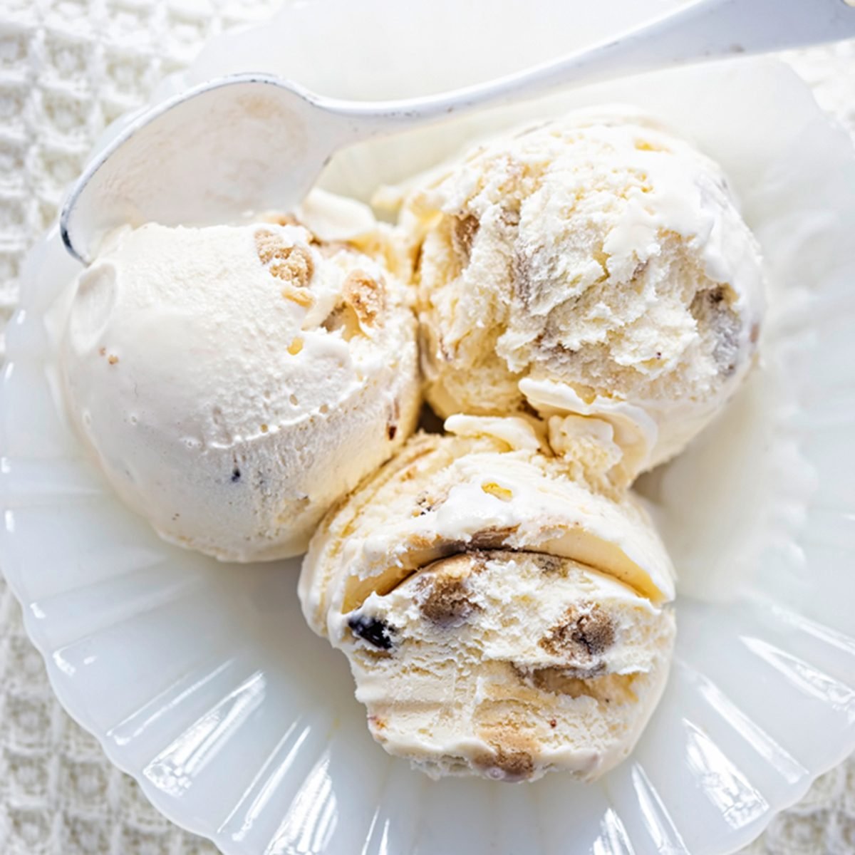 Vanilla ice creams with chocolate cookie dough ; Shutterstock ID 1050355418; Job (TFH, TOH, RD, BNB, CWM, CM): Taste of Home