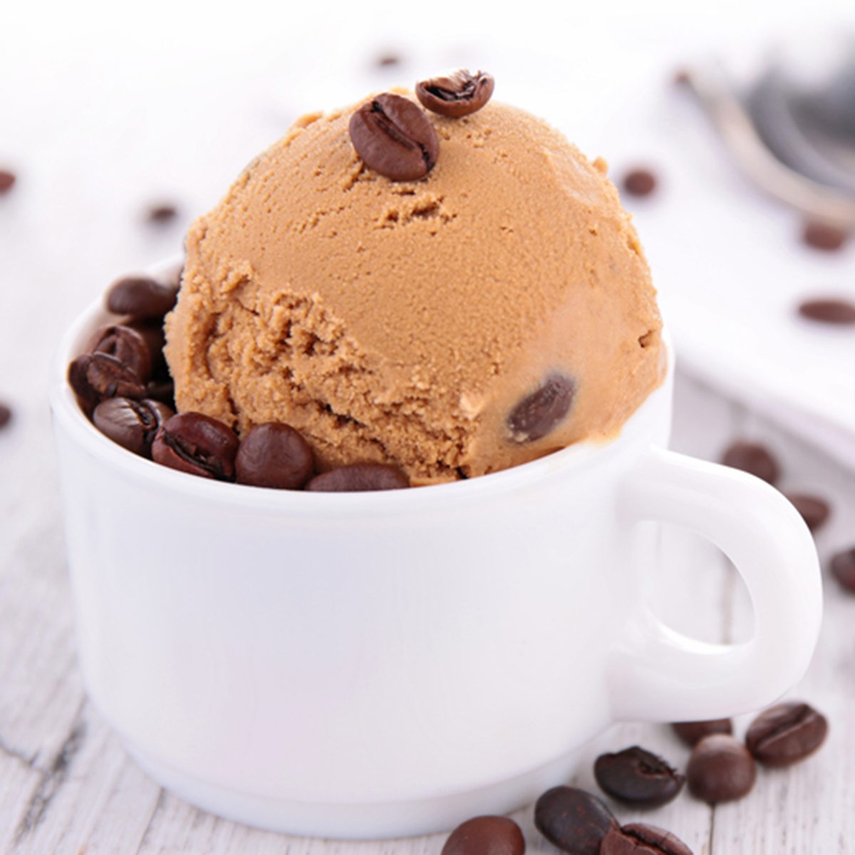 ice cream; Shutterstock ID 624353084; Job (TFH, TOH, RD, BNB, CWM, CM): Taste of Home