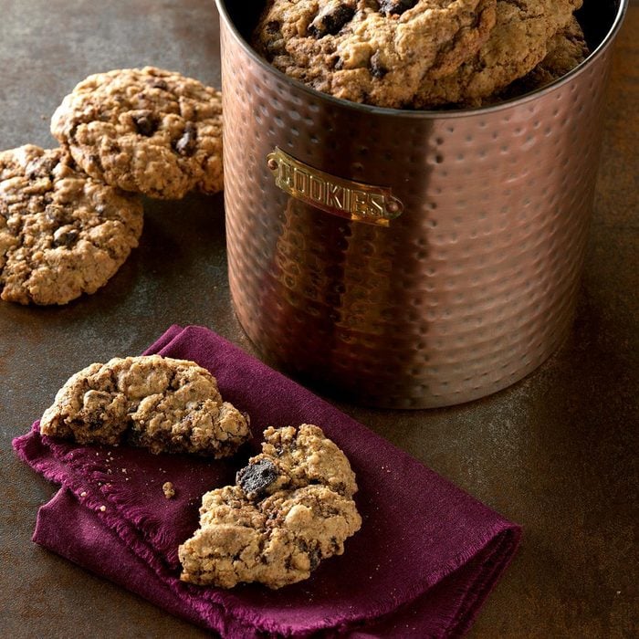 Mexican Chocolate Oat Cookies